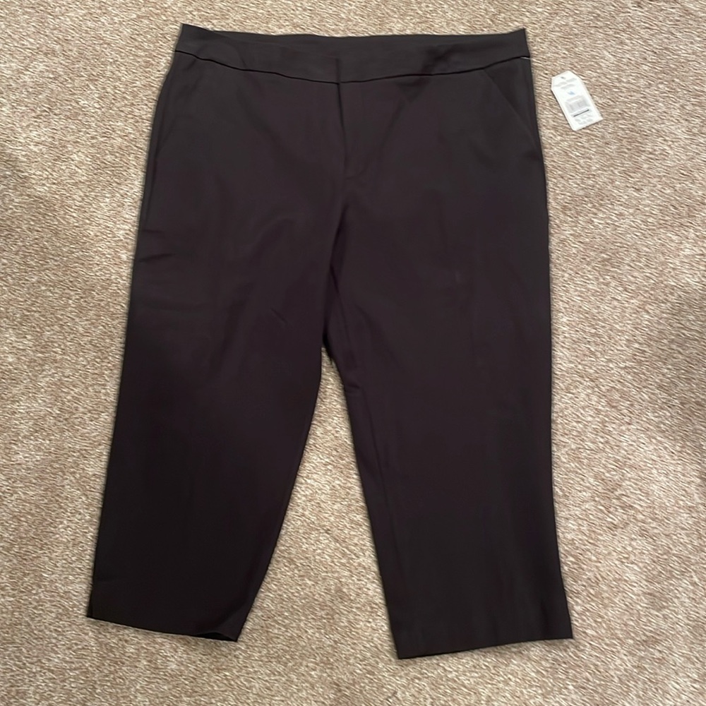 Women’s Black Crop Dress Pants